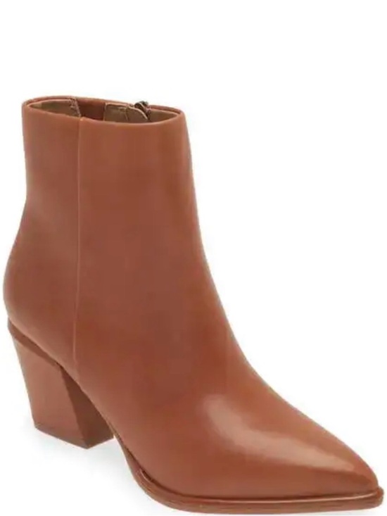 Blondo Shoes - 🌸BLONDO🌸 Emmalyn Waterproof Bootie Size: 9.5M